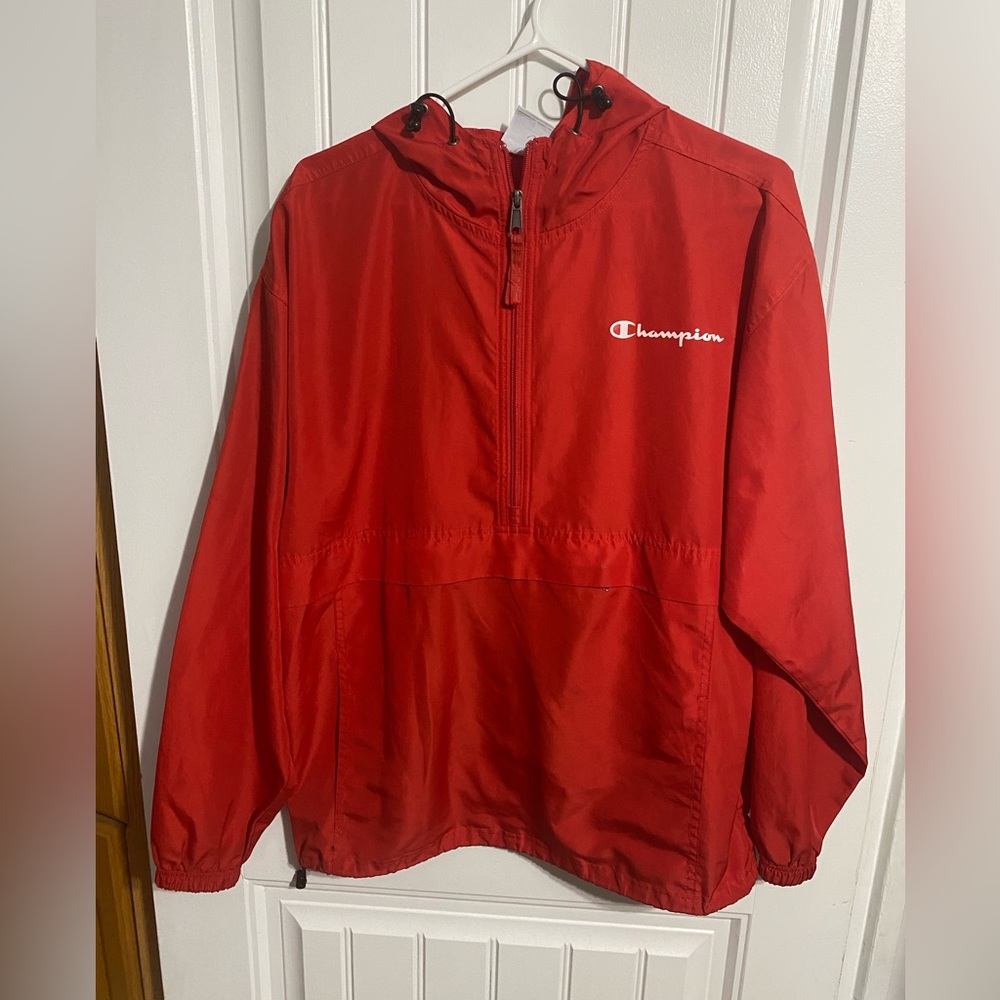 Champion‎ red pullover jacket size medium